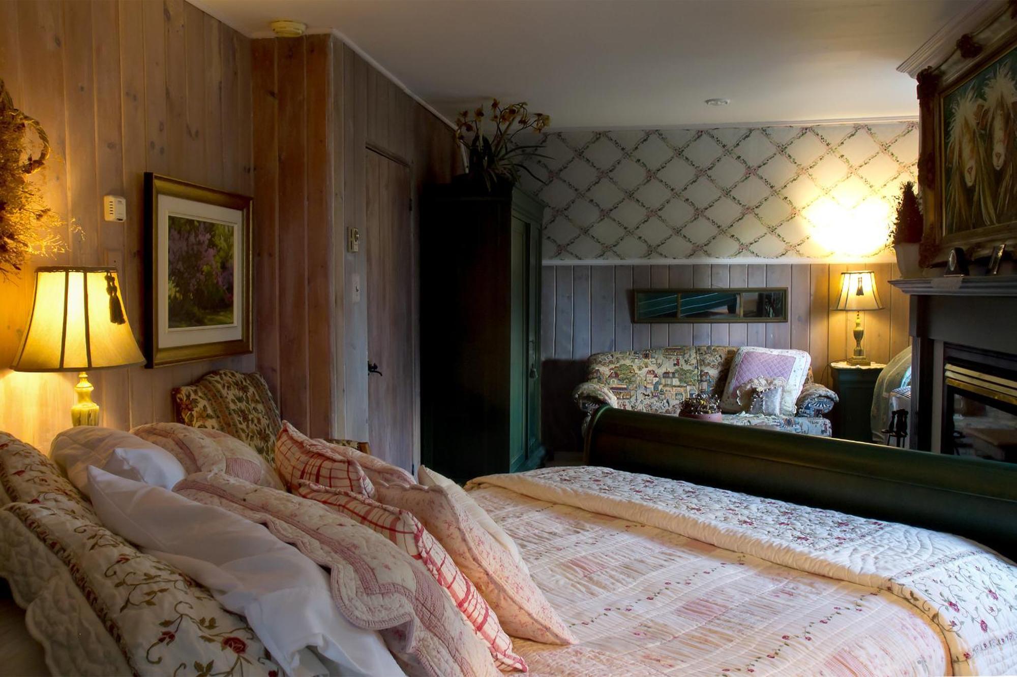 Saint-Sauveur-des-Monts Le Petit Clocher Gite Touristique B & B الغرفة الصورة