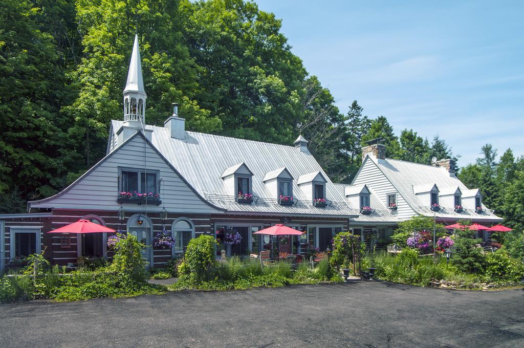 Saint-Sauveur-des-Monts Le Petit Clocher Gite Touristique B & B المظهر الخارجي الصورة