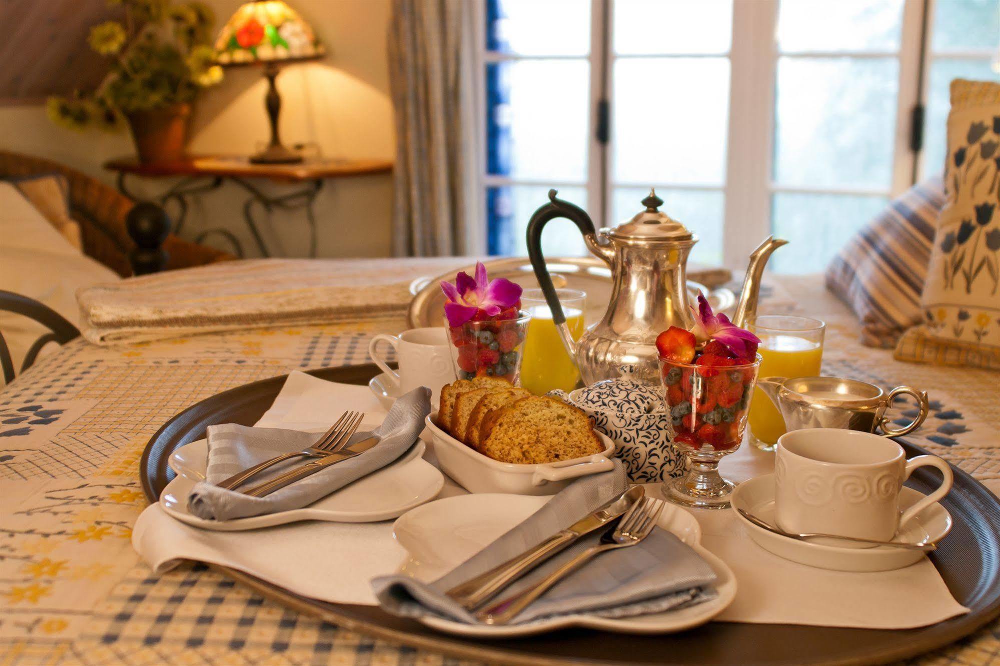 Saint-Sauveur-des-Monts Le Petit Clocher Gite Touristique B & B المظهر الخارجي الصورة